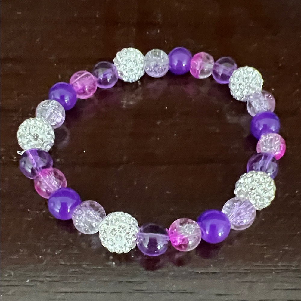 Elegant Purple and Silver Beaded Bracelet